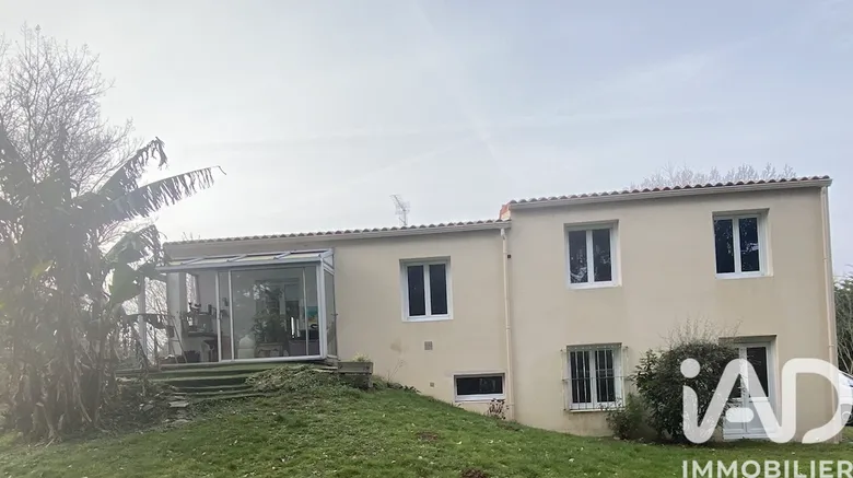 Maison 5 pièces 119 m² · à Basse-Goulaine · 119 m² · 338 000 €