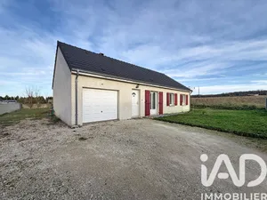 Pavillon à Villeneuve-Saint-Salves (89230)