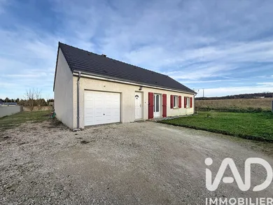 Pavillon à Villeneuve-Saint-Salves (89230)