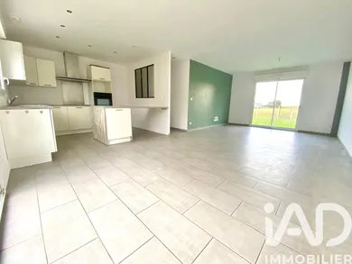 Detached house in Saint-Quentin (02100)