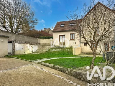 House in Drocourt (78440)