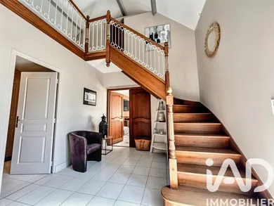 Domaine à Poix-de-Picardie (80290)