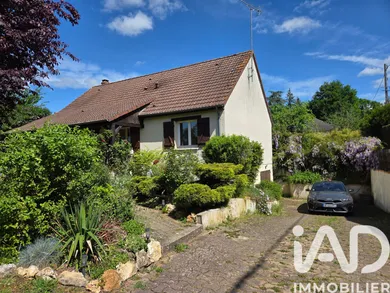 House in Maintenon (28130)