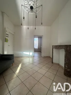 Immeuble à Aulnoye-Aymeries (59620)