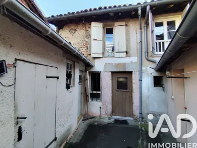 Immeuble à Riscle (32400)