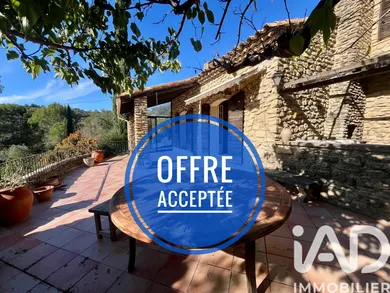 Maison à Salon-de-Provence (13300)