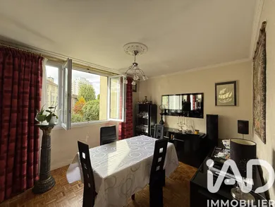 Appartement à Le Kremlin-Bicêtre (94270)