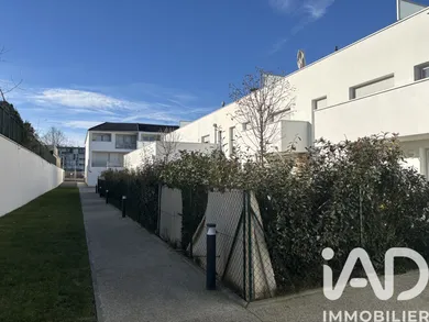 Apartment in Lagny-sur-Marne (77400)