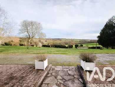 Maison de campagne à Saint-Junien-les-Combes (87300)