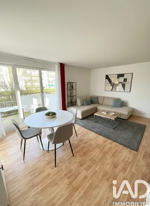 Appartement à Sainte-Geneviève-des-Bois (91700)