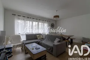 Apartment in Beaumont-sur-Oise (95260)