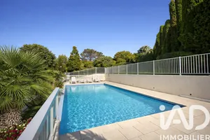 Apartment in Mandelieu-la-Napoule (06210)