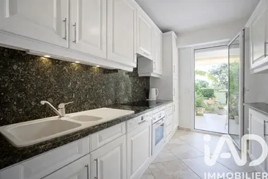 Appartement à Mandelieu-la-Napoule (06210)