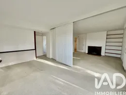 Apartment in Étiolles (91450)