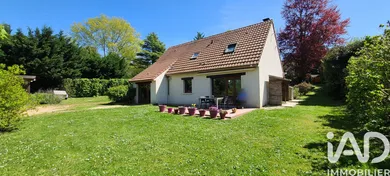 House in Chevreuse (78460)