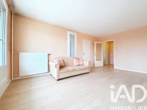 Apartment in Reims (51100)