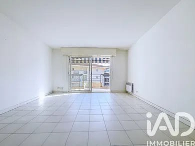 Apartment in Fréjus (83600)