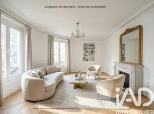 Apartment in Paris (75004)