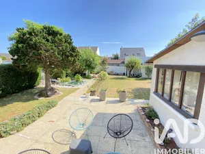 Pavillon à Viry-Châtillon (91170)