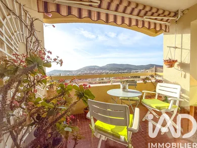 Appartement à Hyères (83400)