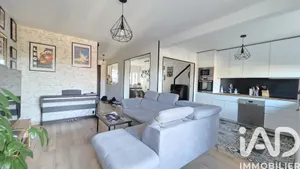 Maison à Mantes-la-Ville (78711)