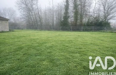 Building plot in Saint-Bonnet-de-Mure (69720)
