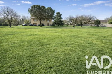 Building plot in Saint-Bonnet-de-Mure (69720)