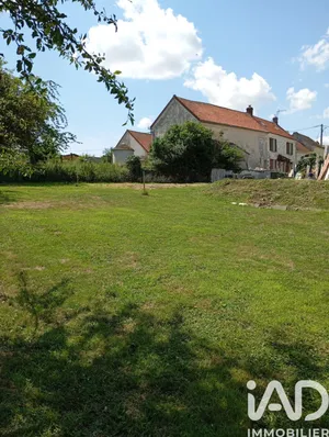 Land in Montreuil-aux-Lions (02310)