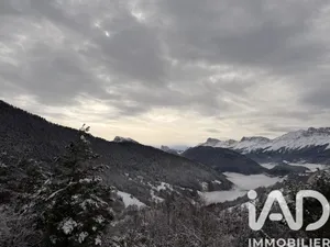 Appartement à Château-Bernard (38650)