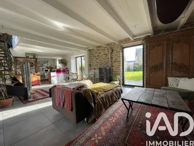 Longere in Locoal-Mendon (56550)