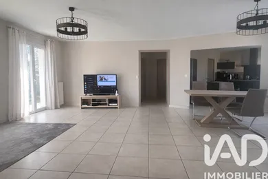 House in Villenave-d'Ornon (33140)