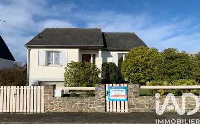 Maison de ville à Saint-Pierre-des-Nids (53370)