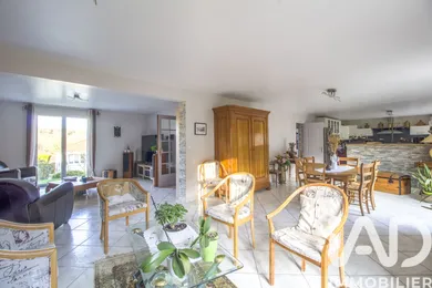 Maison traditionnelle à Maule (78580)