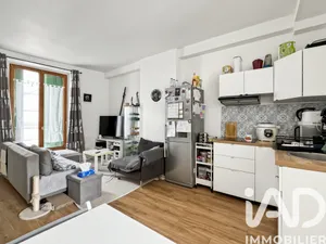 Apartment in Linas (91310)