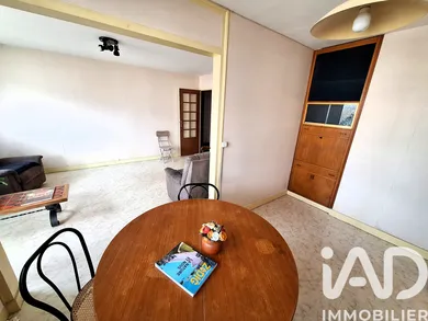Apartment in Saint-Michel-sur-Orge (91240)