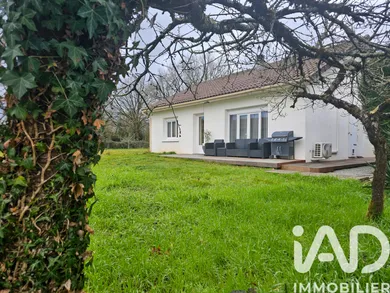 Maison de ville à Saint-Christophe (16420)