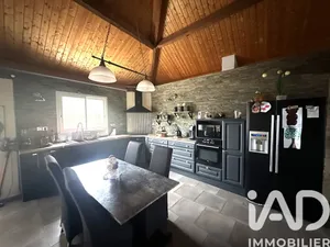 House in marcillac (33860)