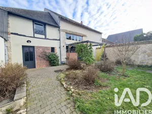 House in Saint-Ay (45130)