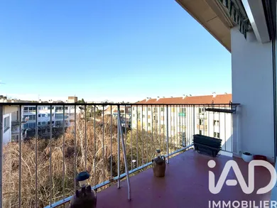 Apartment in Antony (92160)