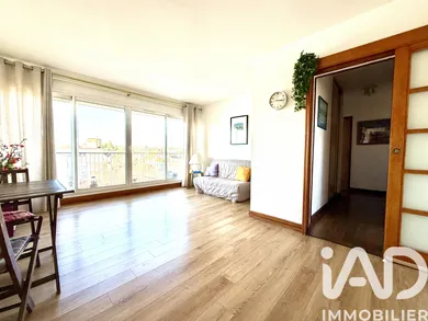 Apartment in Antony (92160)