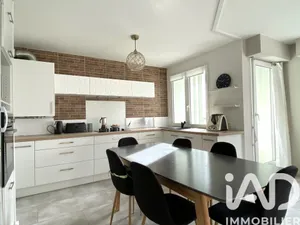 Apartment in Rezé (44400)