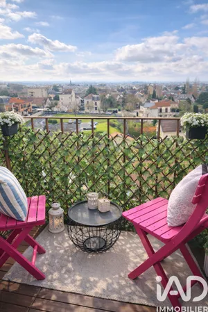 Apartment in Le Raincy (93340)