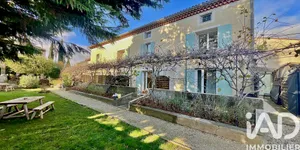 Apartment in Pont-Saint-Esprit (30130)