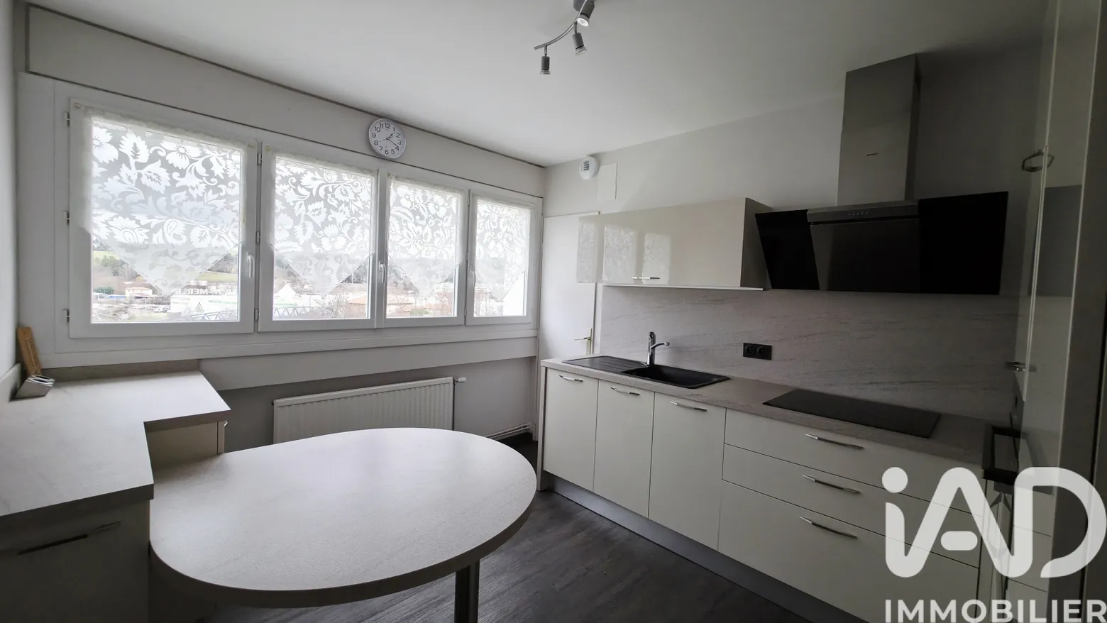 Vente appartement à Villars (42390) : appartement 4 pièces 101 m² — 2