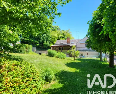 House in Jouy-en-Josas (78350)