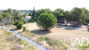 Building plot in Salles-d'Aude (11110)