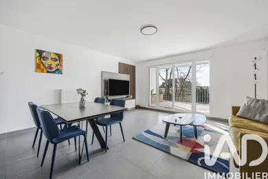 Apartment in Garches (92380)