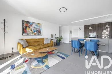 Apartment in Garches (92380)