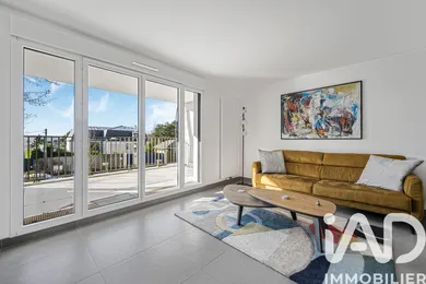 Apartment in Garches (92380)