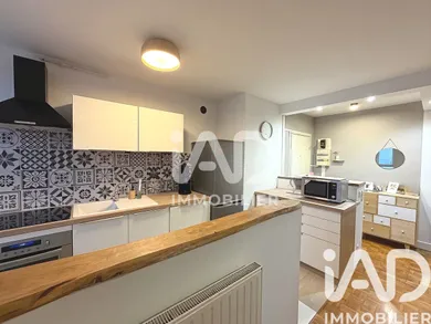 Apartment in Les Clayes-sous-Bois (78340)